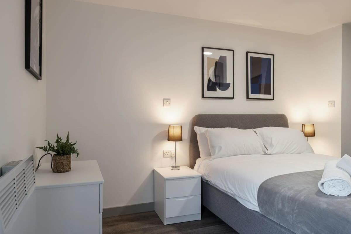 Lovely 1 Bed Apartment In Liverpool Centre Extérieur photo